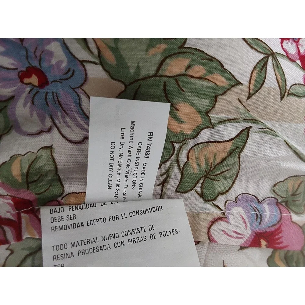 Vintage Quilt with Shams Arch Co. Elmsford, New York